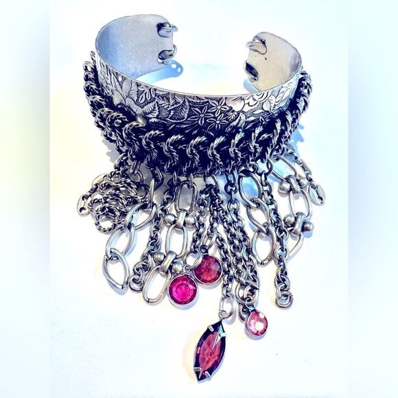 Alex and Ani Jewelry - Alex and Ani “Beautiful Stranger” Vintage 66 Cuff Bracelet.